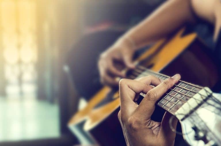 La marque « La Bella », la corde de guitare adaptée à toutes les envies