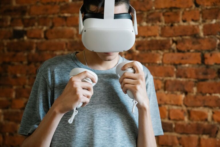 Les geeks : explorateurs infatigables des mondes virtuels ?