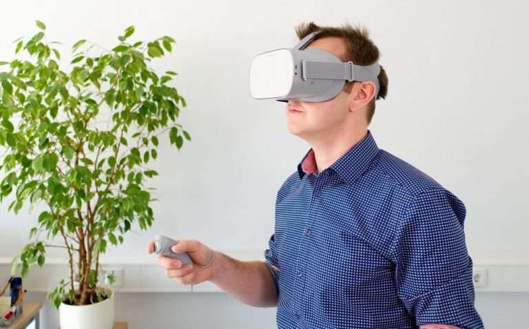 Pourquoi les geeks sont-ils si fascinés par la réalité augmentée et les nouvelles interfaces utilisateur ?