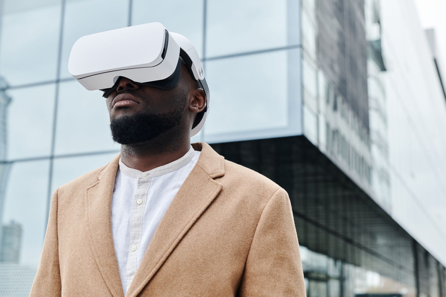 Pourquoi les geeks sont-ils passionnés par la réalité augmentée, les mondes numériques collaboratifs et la simulation avancée ?