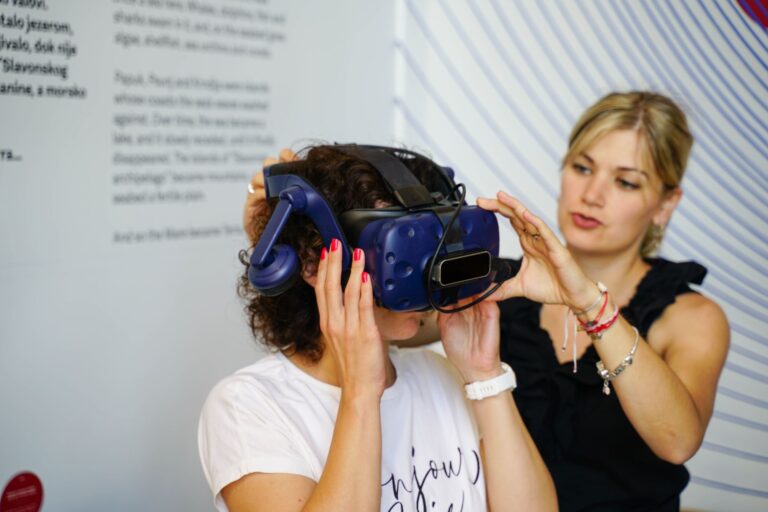 Pourquoi les geeks sont-ils si enthousiastes à propos de la réalité augmentée et des technologies de simulation sensorielle ?